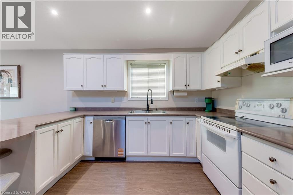 268 Keewatin Avenue, Kitchener, Ontario  N2B 3W4 - Photo 11 - 40868913