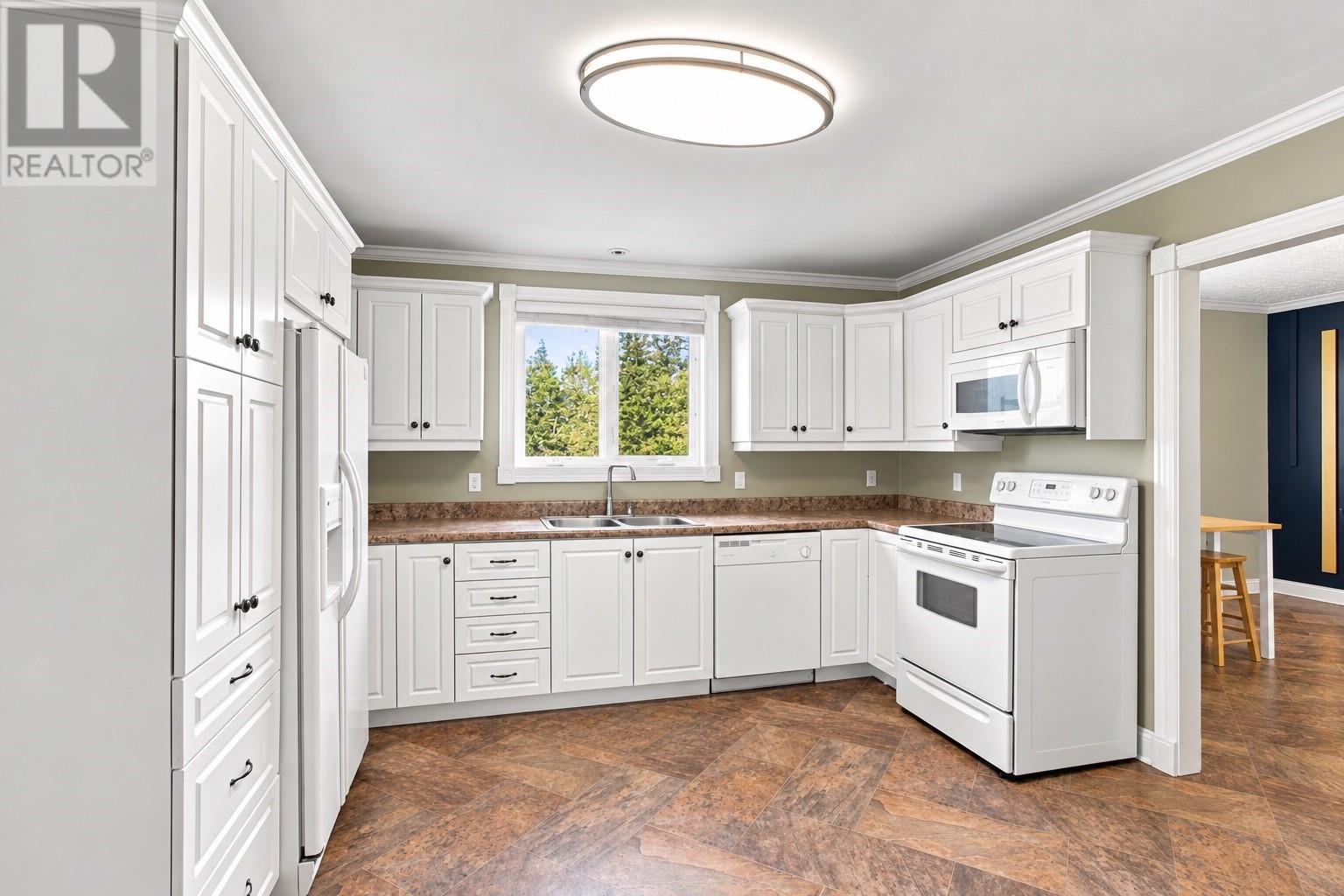 13 Penmore Drive, Mount Pearl — photo 10