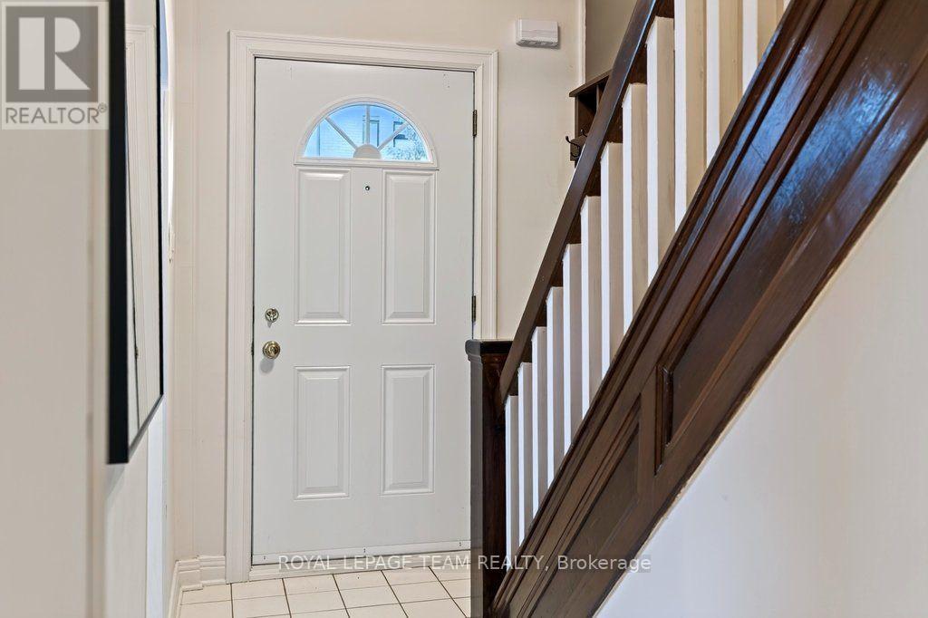 249 Hinchey Avenue, Ottawa, Ontario K1Y 1L9 - Photo 3 - X14079862