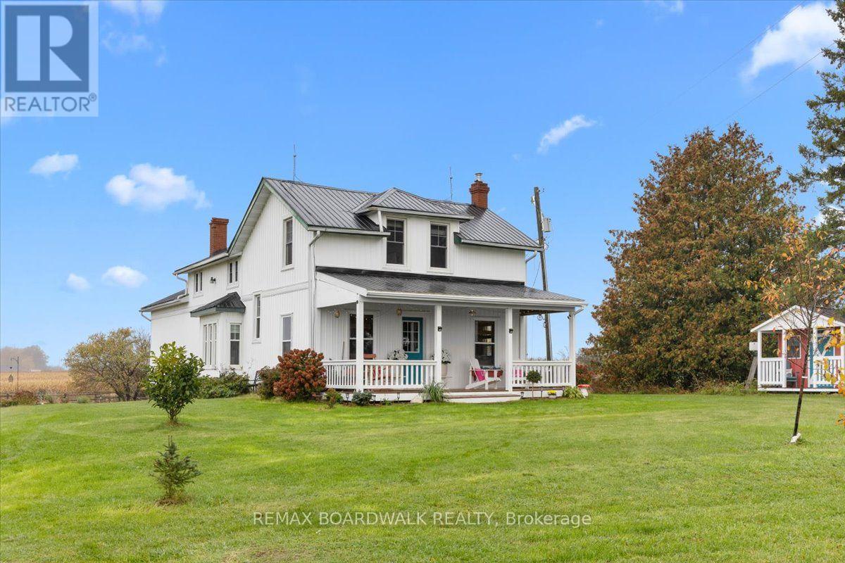 839 Blakeney Road, Mississippi Mills, Ontario