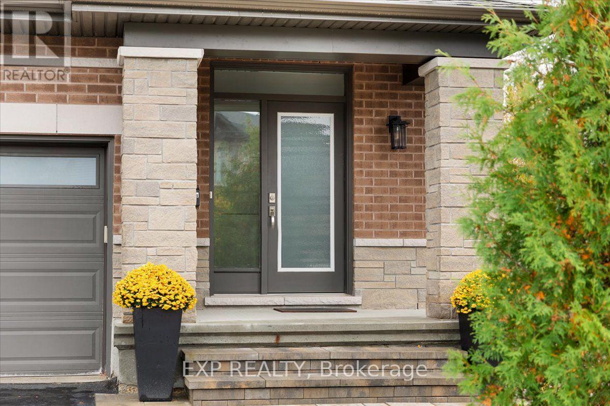 328 Serenade Crescent, Ottawa, Ontario K1S 0B8 - Photo 3 - X14079950