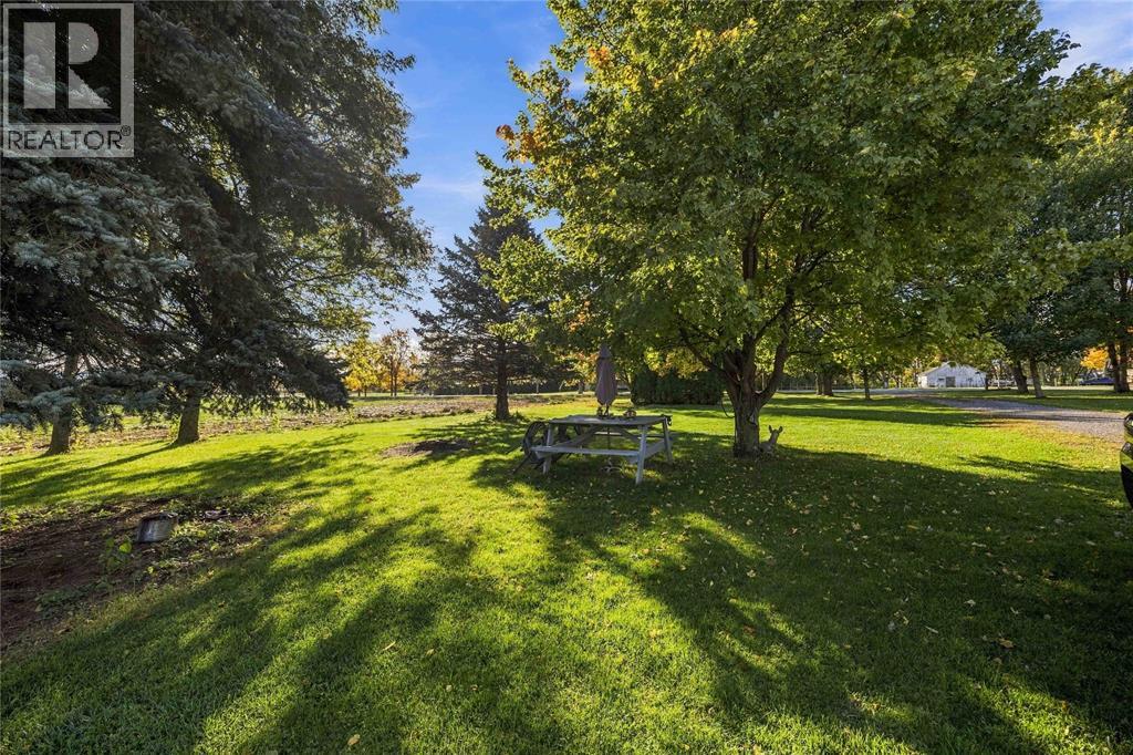8072 Shiloh Line, Brooke-Alvinston, Ontario  N0N 1A0 - Photo 34 - 26025243
