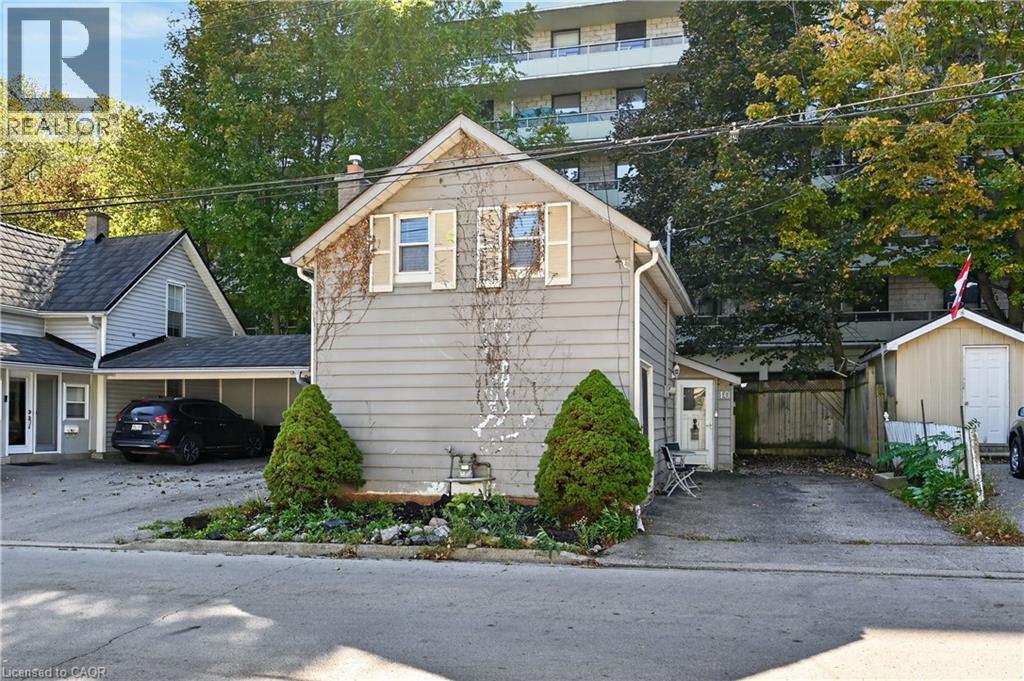 10 Maple Avenue