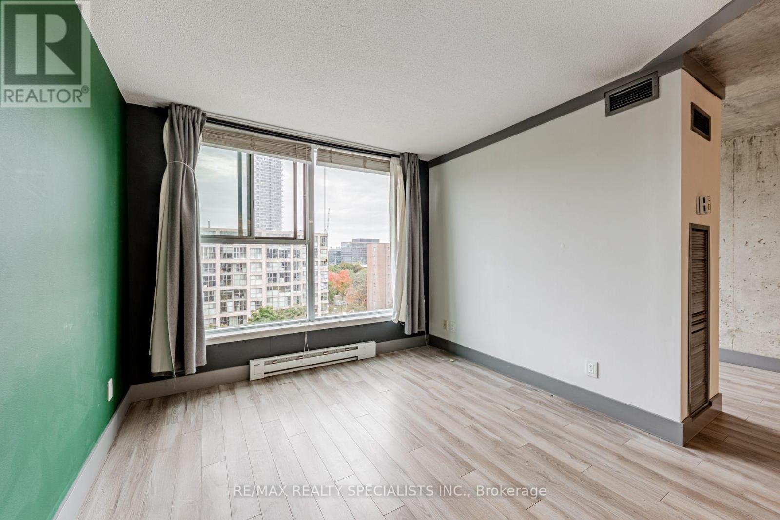 819 - 222 The Esplanade, Toronto, Ontario  M5A 4M8 - Photo 10 - C14079866