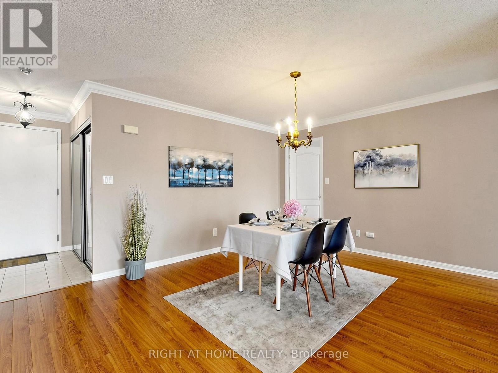 322 Grandview Way, Toronto, Ontario  M2N 6V3 - Photo 11 - C14079898