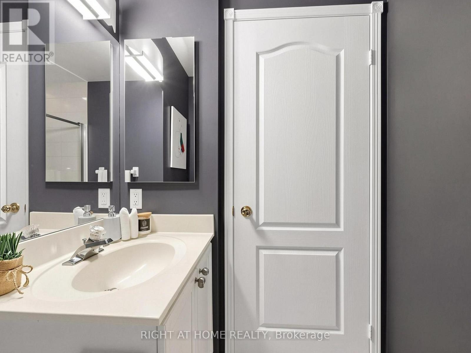 322 Grandview Way, Toronto, Ontario  M2N 6V3 - Photo 37 - C14079898