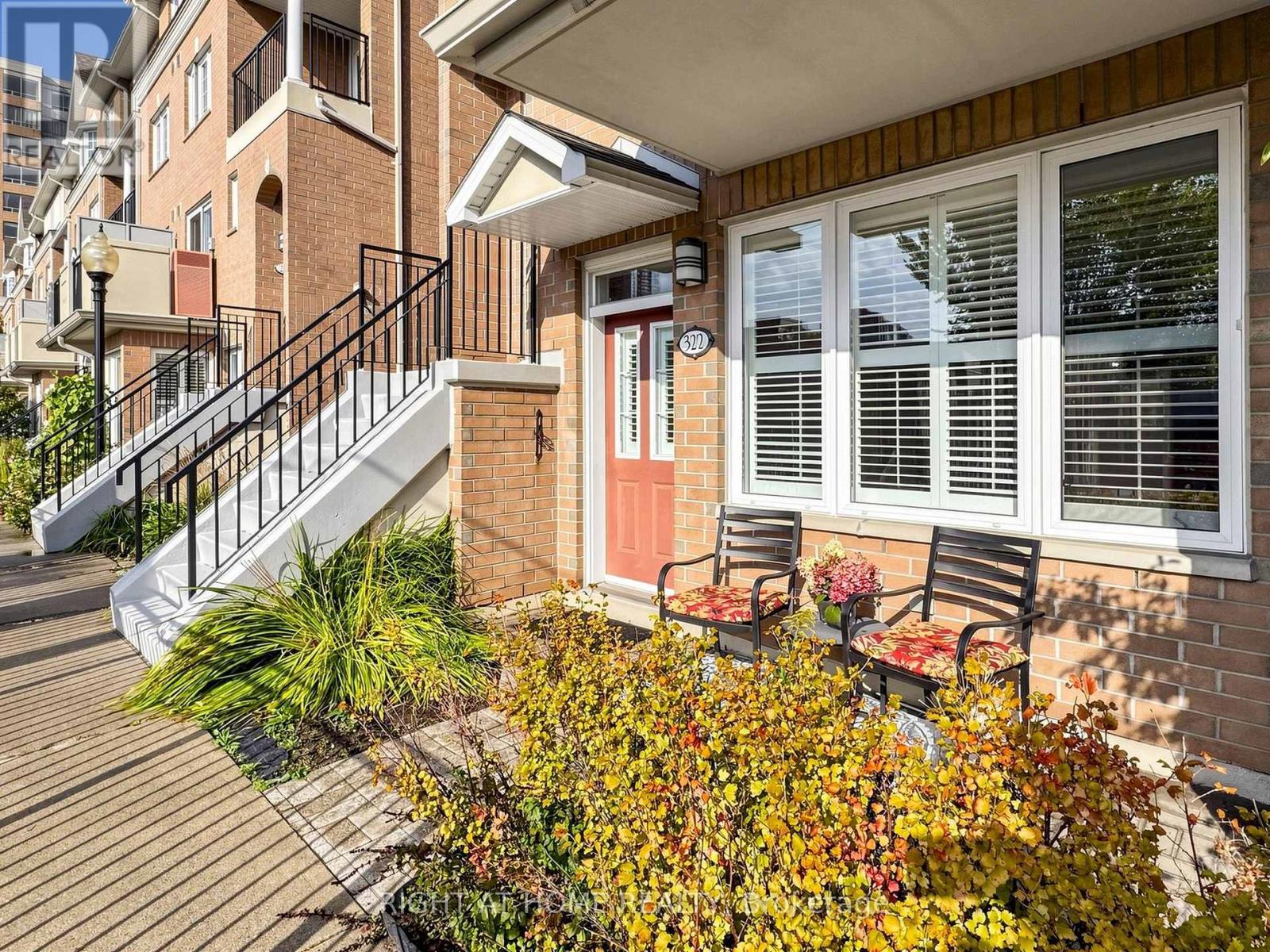 322 Grandview Way, Toronto, Ontario  M2N 6V3 - Photo 5 - C14079898
