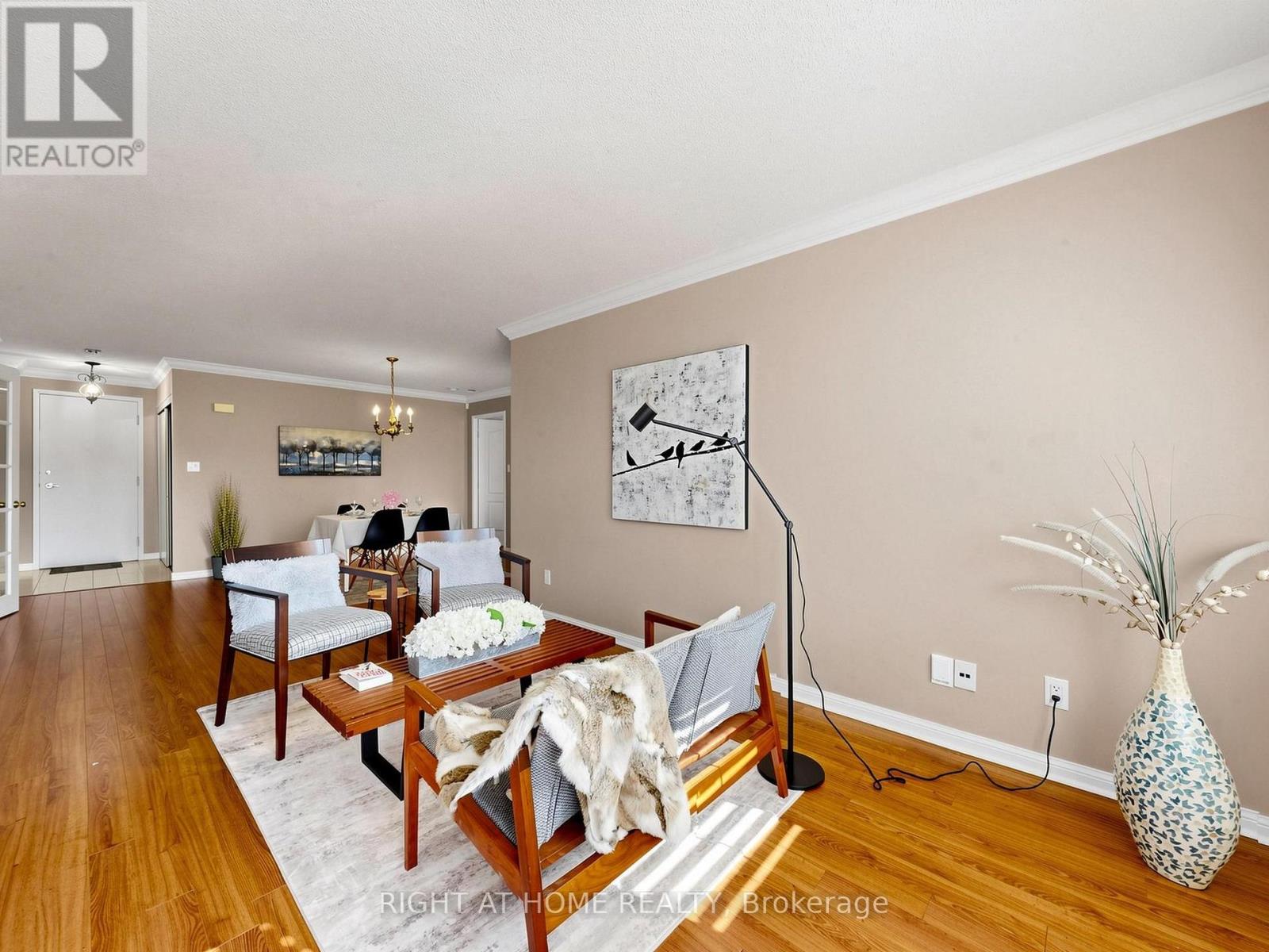322 Grandview Way, Toronto, Ontario  M2N 6V3 - Photo 7 - C14079898
