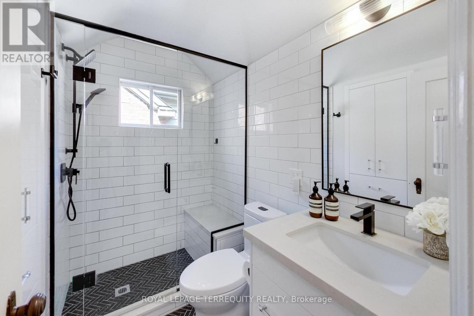 37 De Vere Gardens, Toronto, Ontario  M5M 3E6 - Photo 23 - C14079932