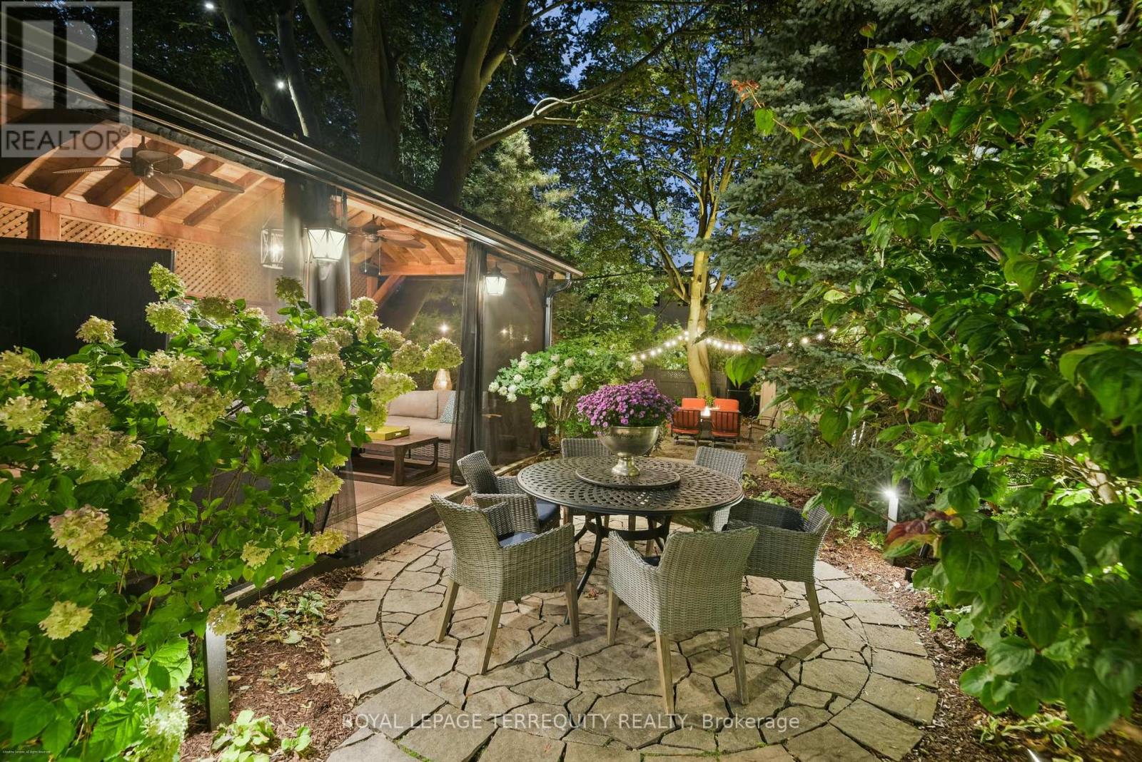 37 De Vere Gardens, Toronto, Ontario  M5M 3E6 - Photo 42 - C14079932