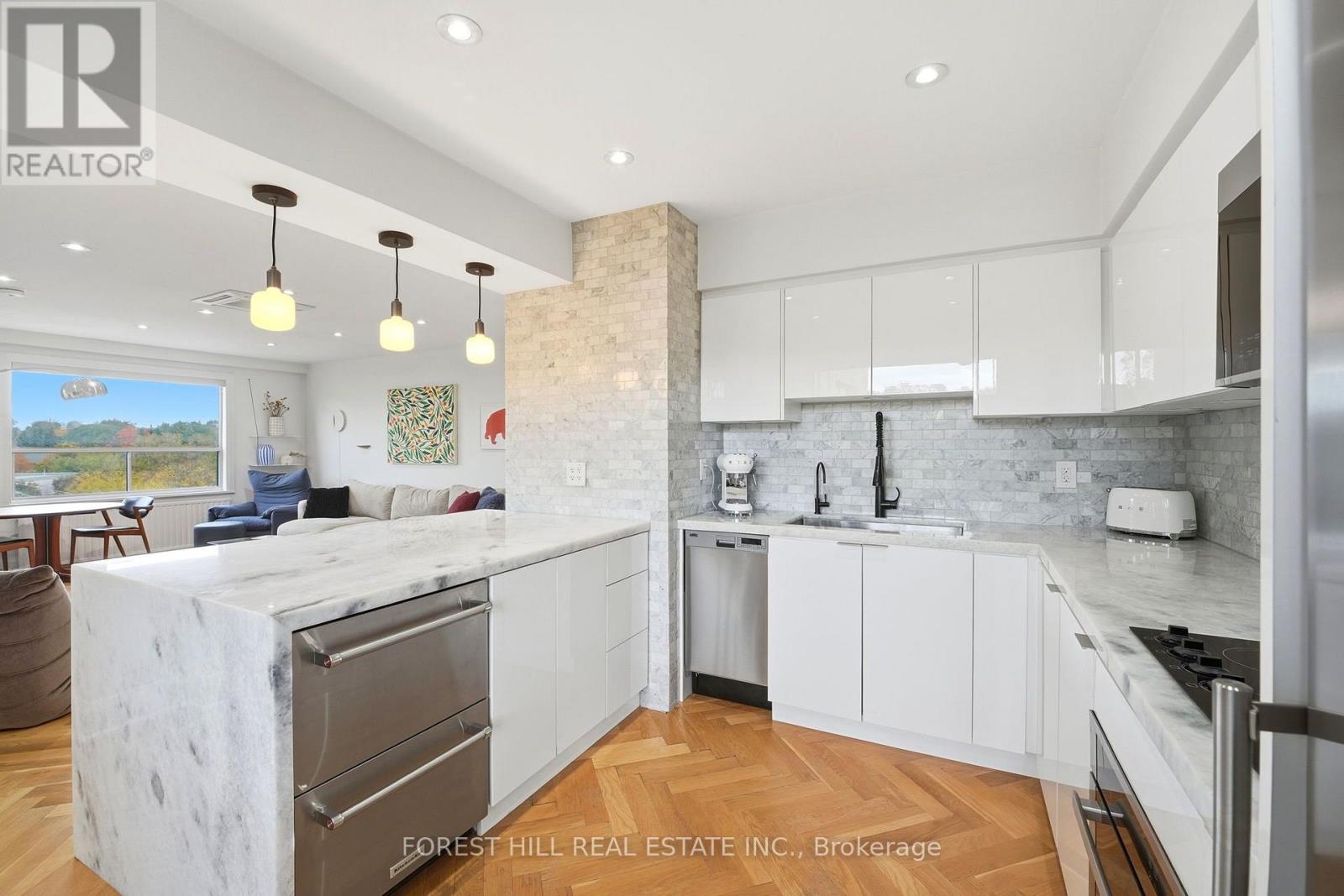 410 - 660 Eglinton Avenue W, Toronto, Ontario  N4S 2S9 - Photo 11 - C14079960