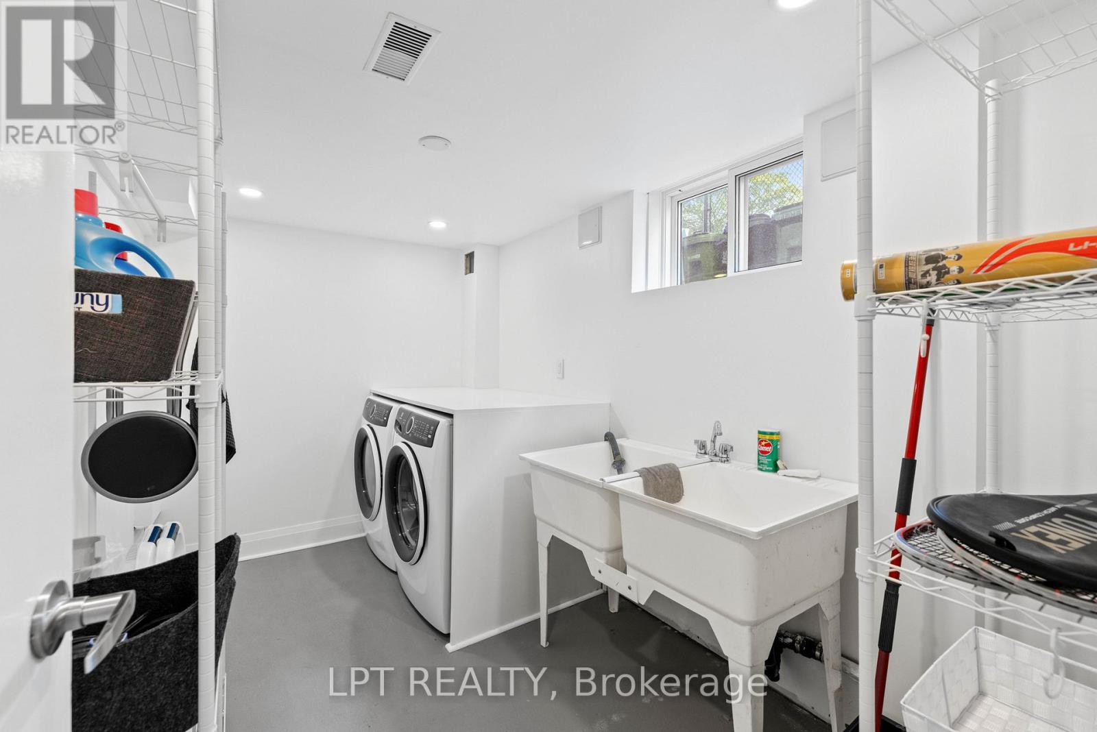 55 Laurel Avenue, Toronto, Ontario  M9B 4T1 - Photo 35 - E14079912
