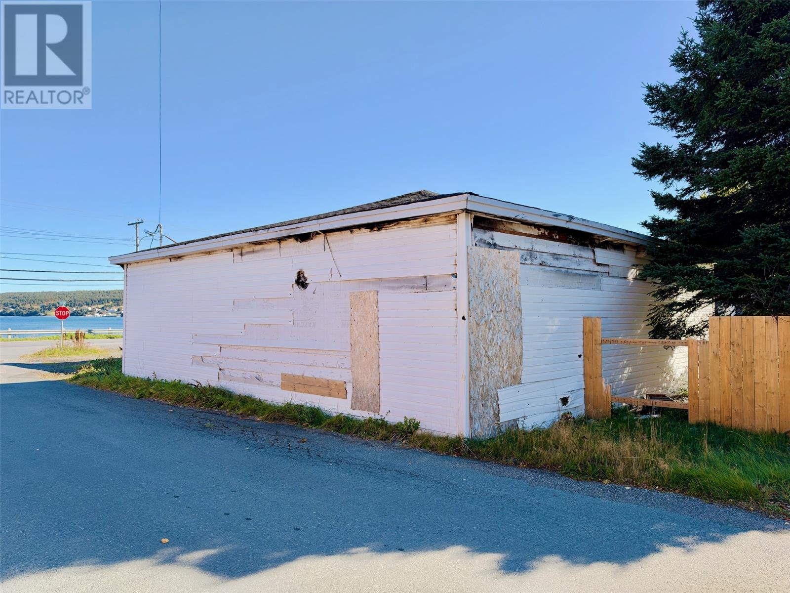 117-119 Conception Bay Highway, Clarke's Beach — photo 8