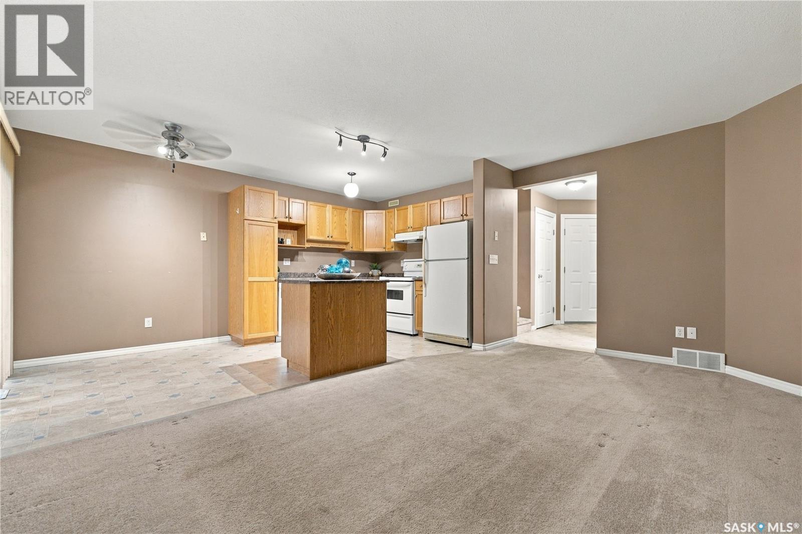 74 127 Banyan Crescent, Saskatoon, Saskatchewan  S7V 1G5 - Photo 5 - SK051165