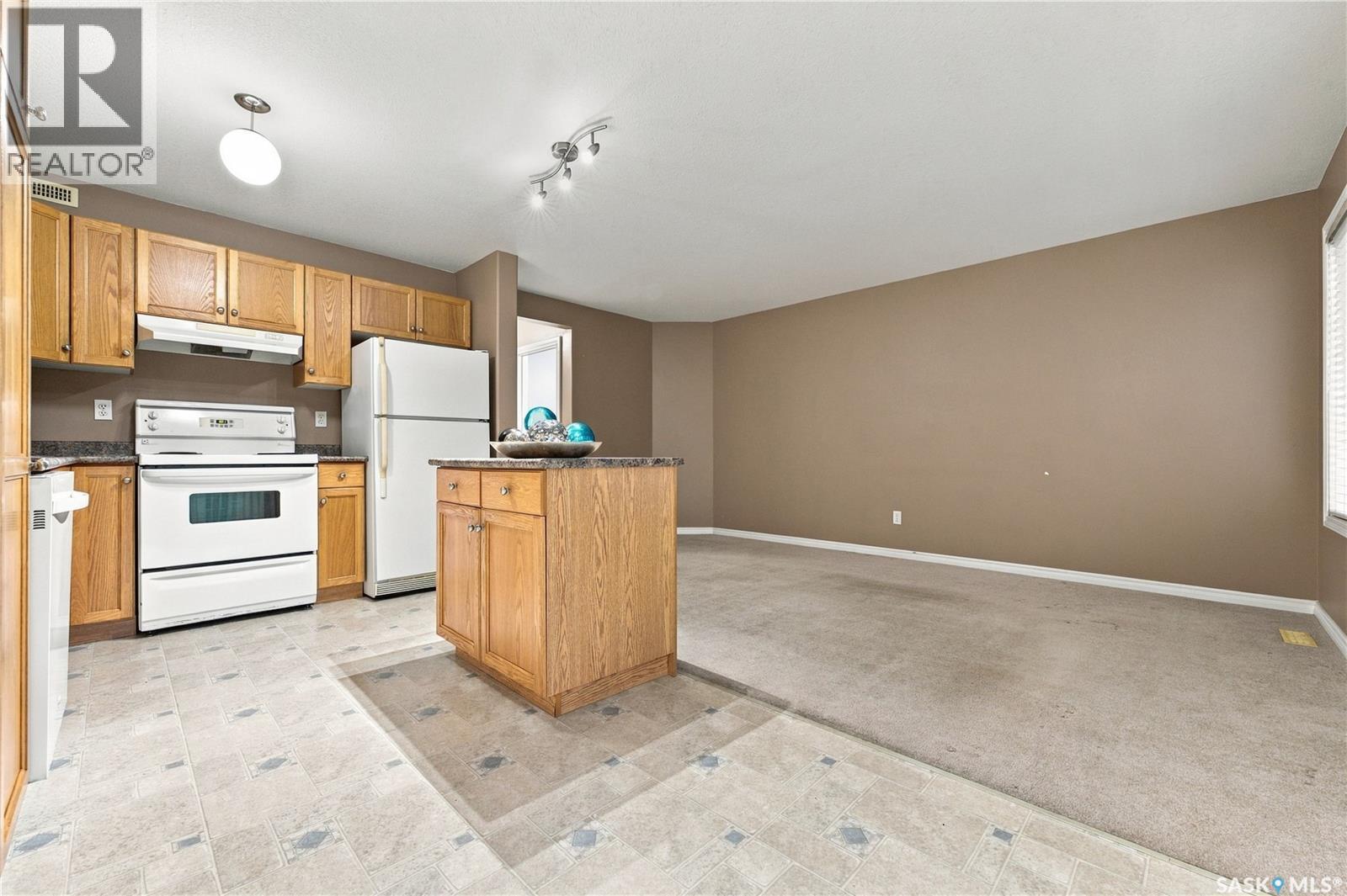 74 127 Banyan Crescent, Saskatoon, Saskatchewan  S7V 1G5 - Photo 6 - SK051165