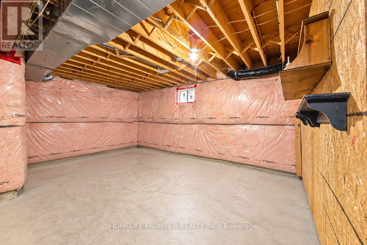 18 Hopkins Crescent, Bradford West Gwillimbury, Ontario  L3Z 0R6 - Photo 27 - N14034290
