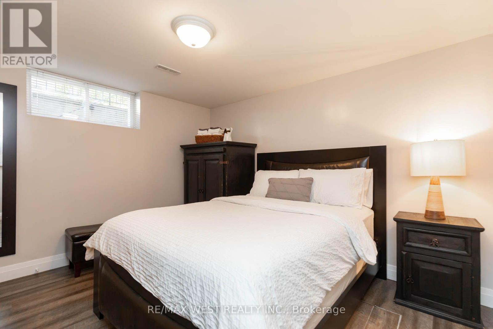 49 Winterton Drive, Toronto, Ontario  M9B 3G8 - Photo 38 - W14034596