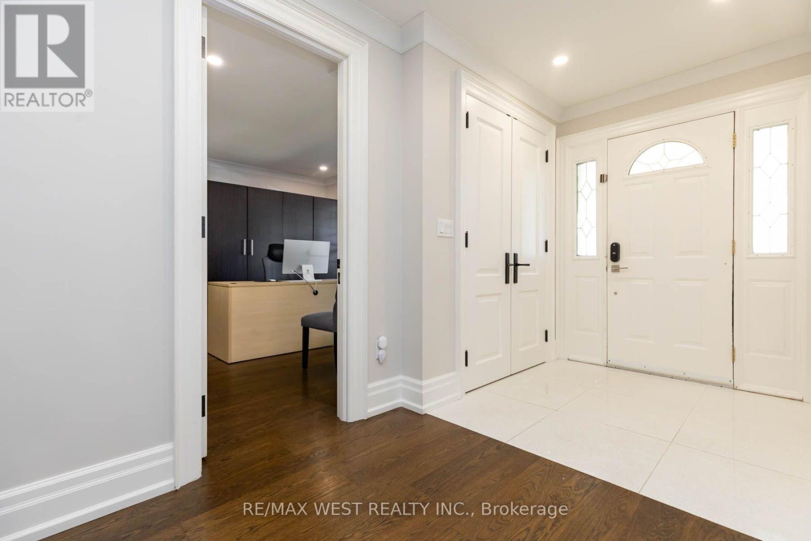 49 Winterton Drive, Toronto, Ontario  M9B 3G8 - Photo 21 - W14034596