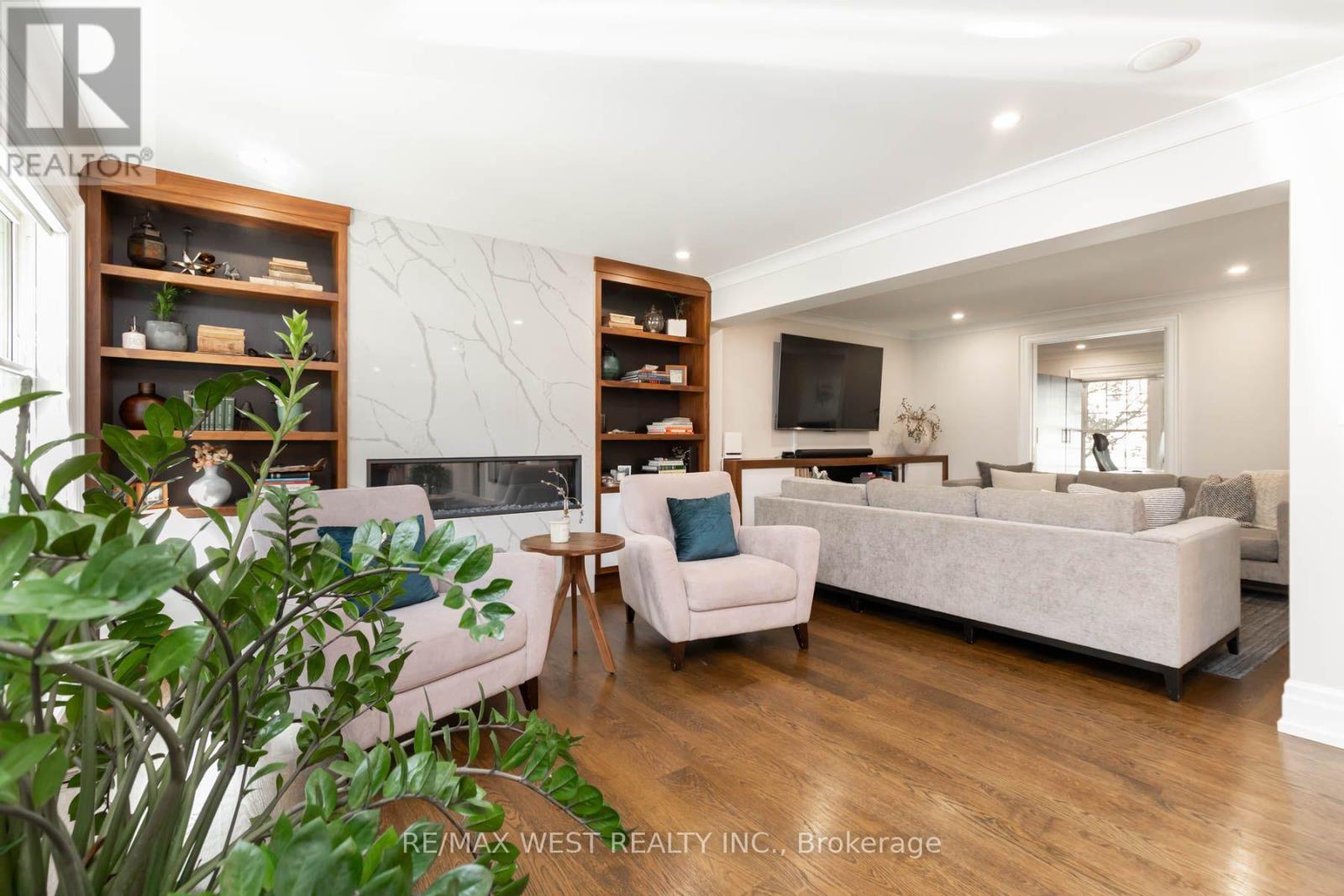 49 Winterton Drive, Toronto, Ontario  M9B 3G8 - Photo 6 - W14034596
