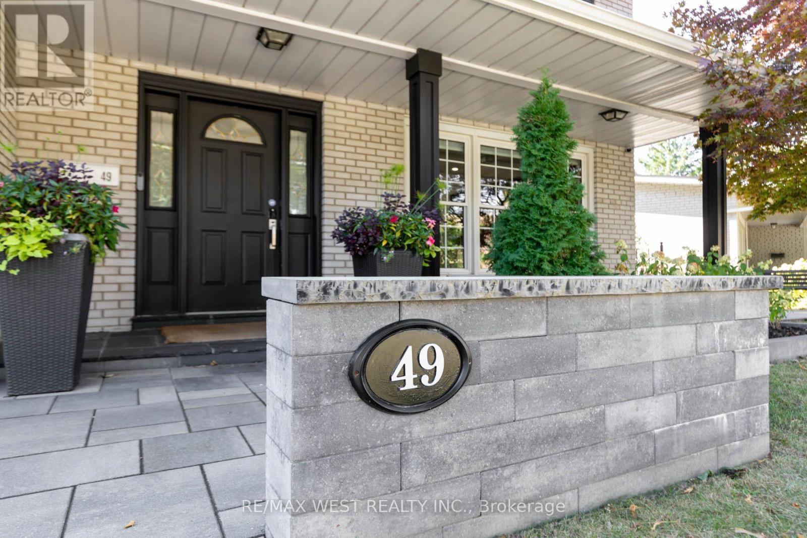 49 Winterton Drive, Toronto, Ontario  M9B 3G8 - Photo 48 - W14034596