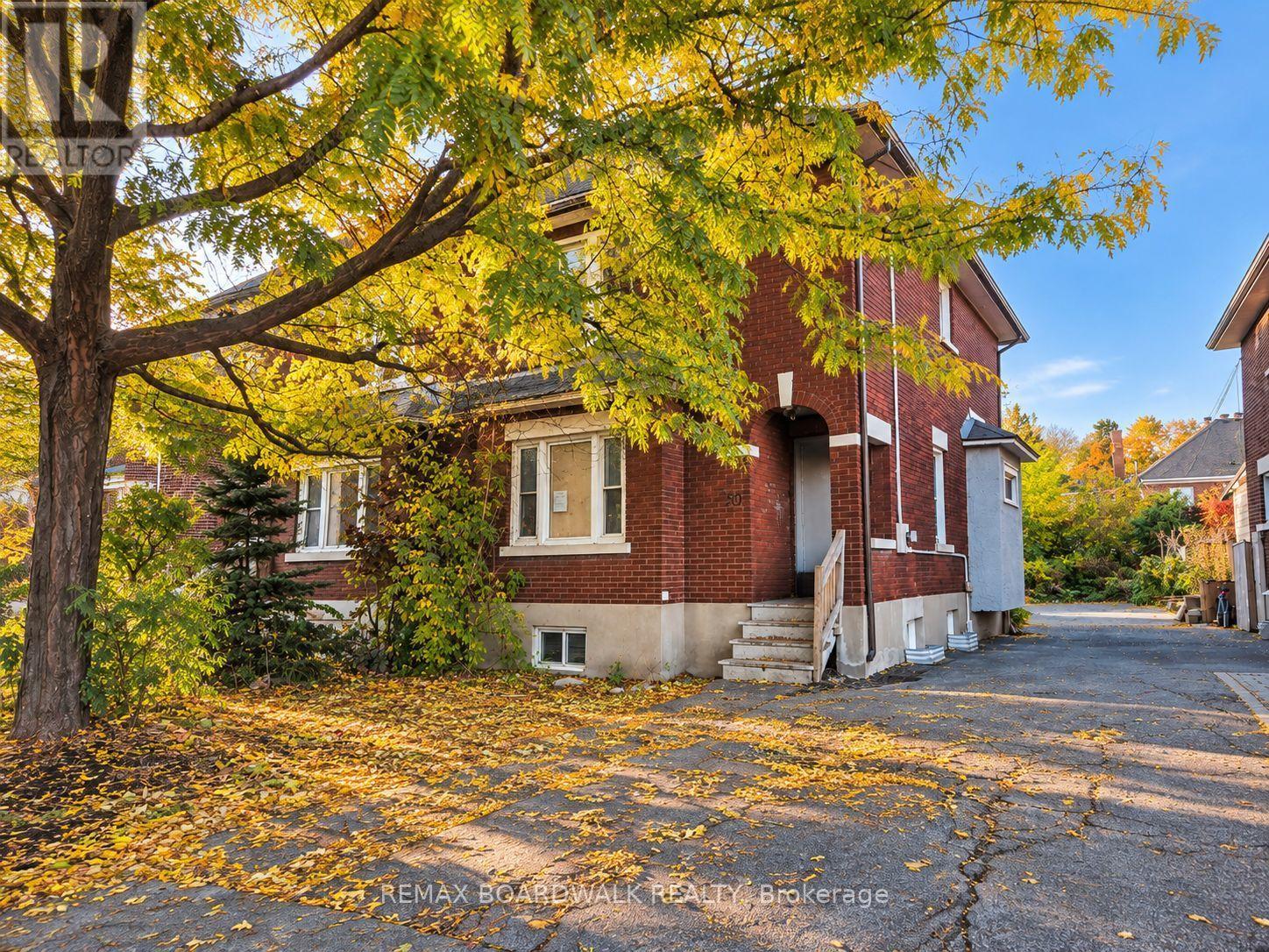 50 IMPERIAL AVENUE, Ottawa, Ontario