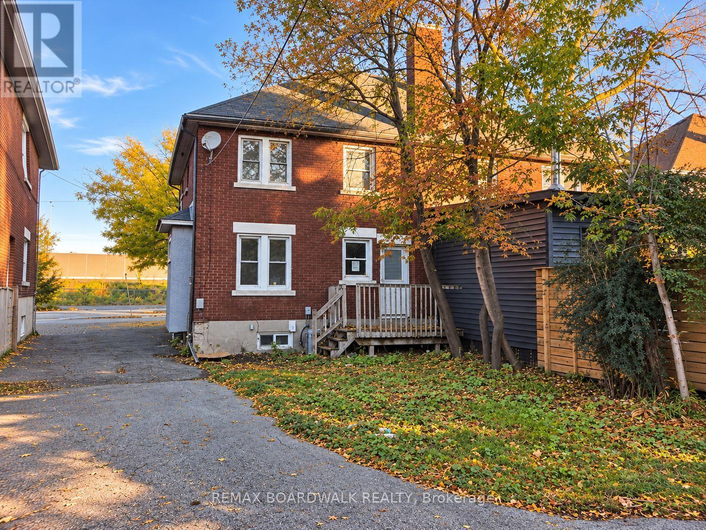 50 Imperial Avenue, Ottawa, Ontario  K1S 3E1 - Photo 2 - X14030288