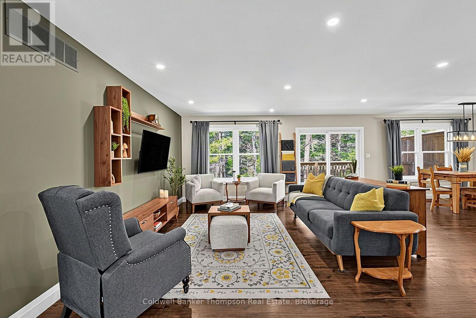 $799,90015 Goodwin Drive, Huntsville, Ontario