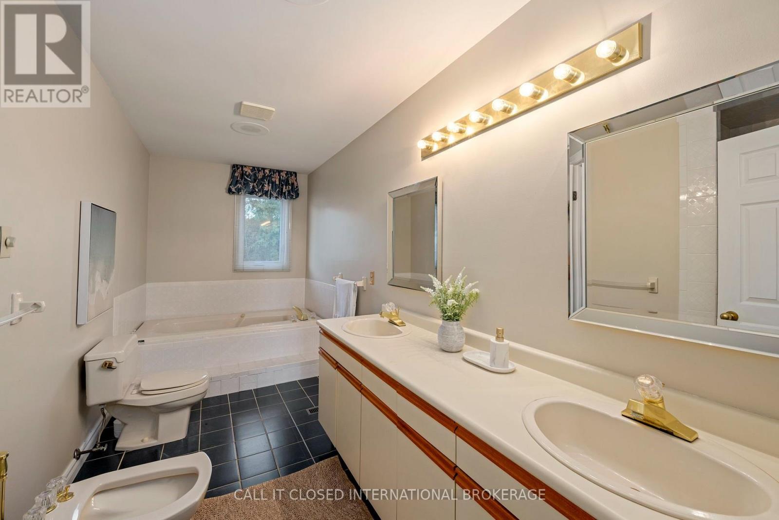 374 Front Street, Central Elgin, Ontario  N5L 1G1 - Photo 26 - X14080110
