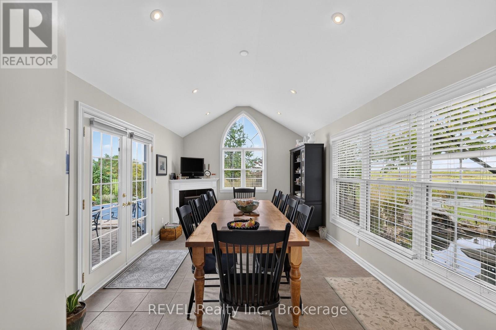 777 Mcnab Road, Niagara-On-The-Lake, Ontario  L0S 1J0 - Photo 18 - X14079992