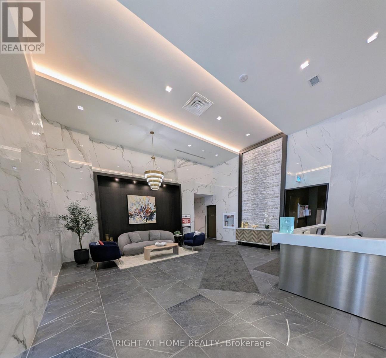 2018 - 4955 Yonge Street, Toronto, Ontario  M2N 0L8 - Photo 5 - C14079998