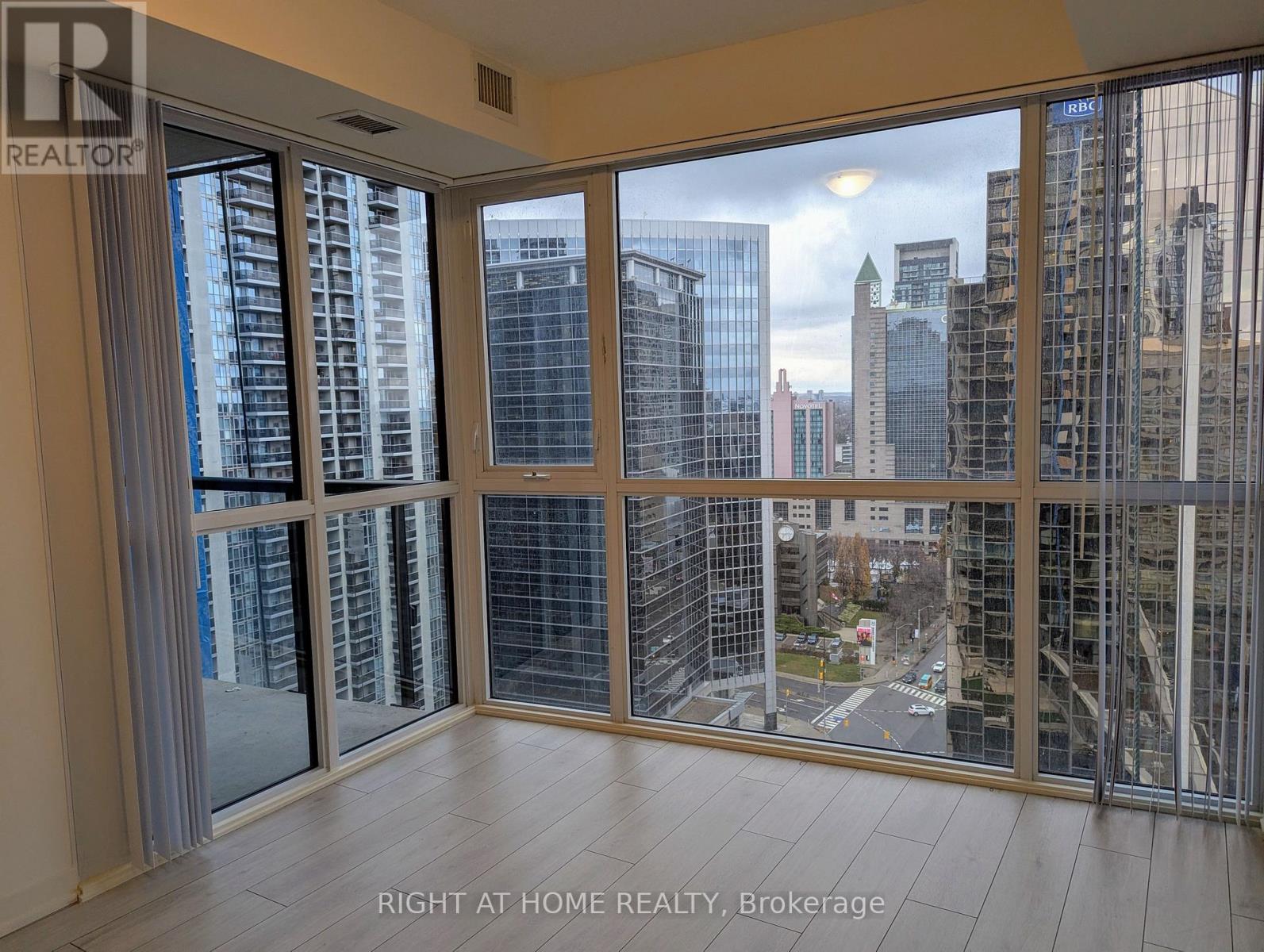2018 - 4955 Yonge Street, Toronto, Ontario  M2N 0L8 - Photo 9 - C14079998