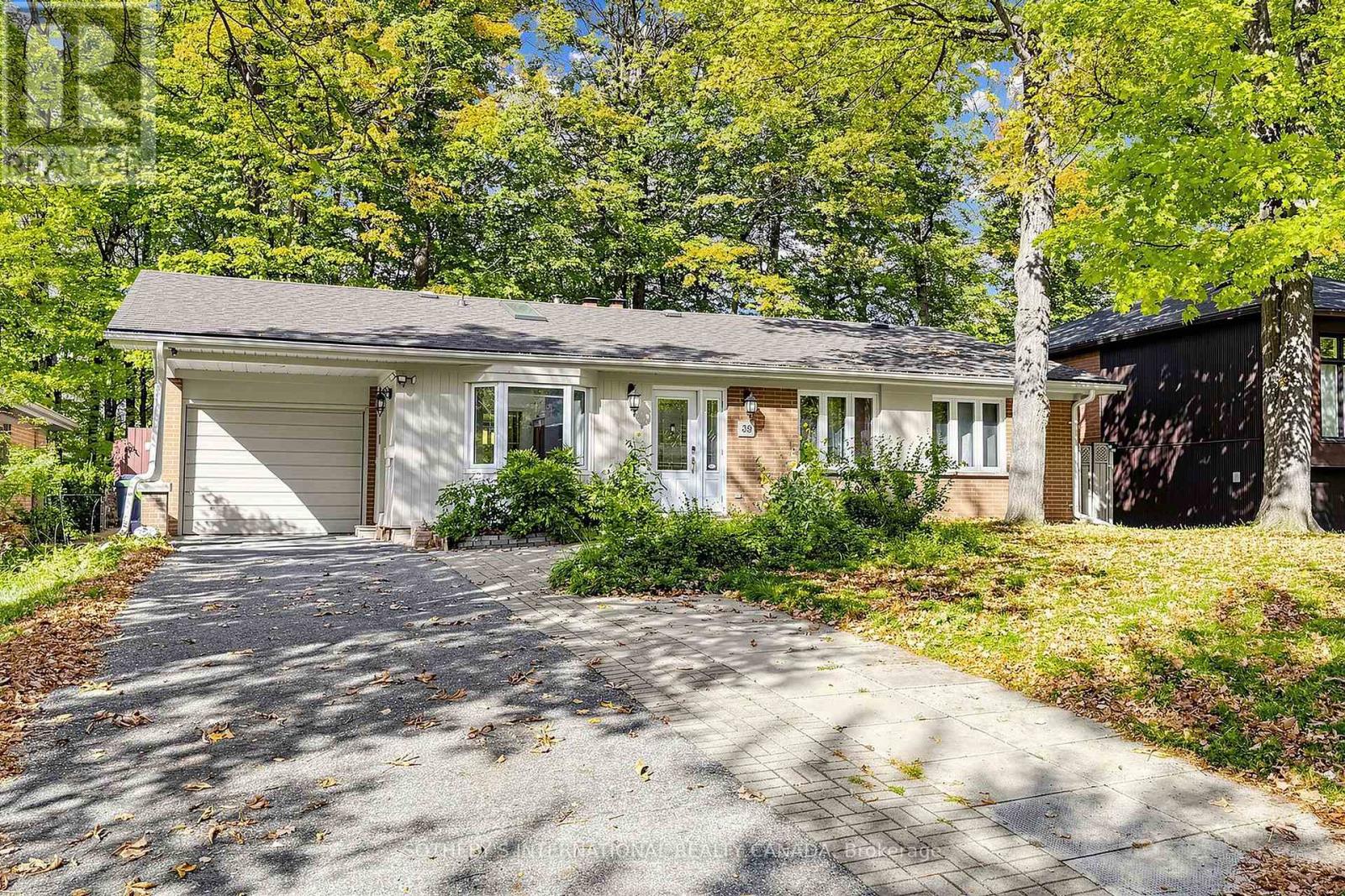 39 Sagebrush Lane, Toronto, Ontario  M3A 1X4 - Photo 7 - C14080098