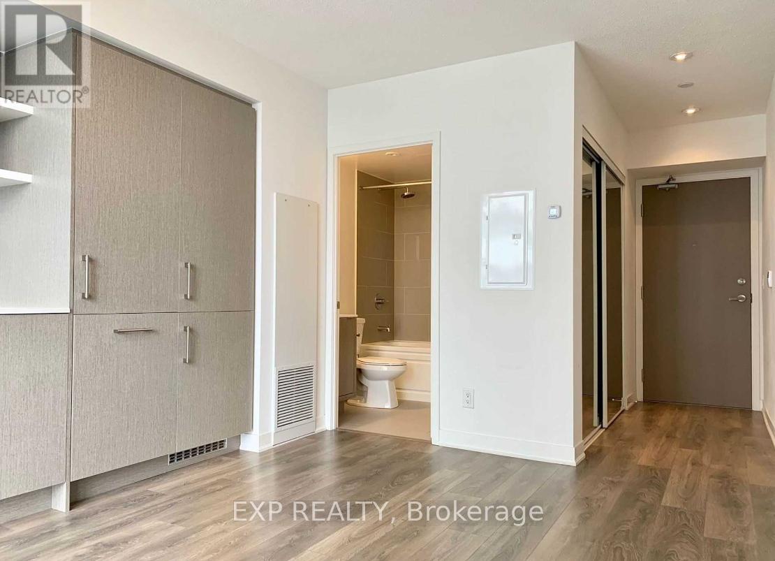 3311 - 88 Harbour Street, Toronto, Ontario  M5J 1B7 - Photo 3 - C14080142