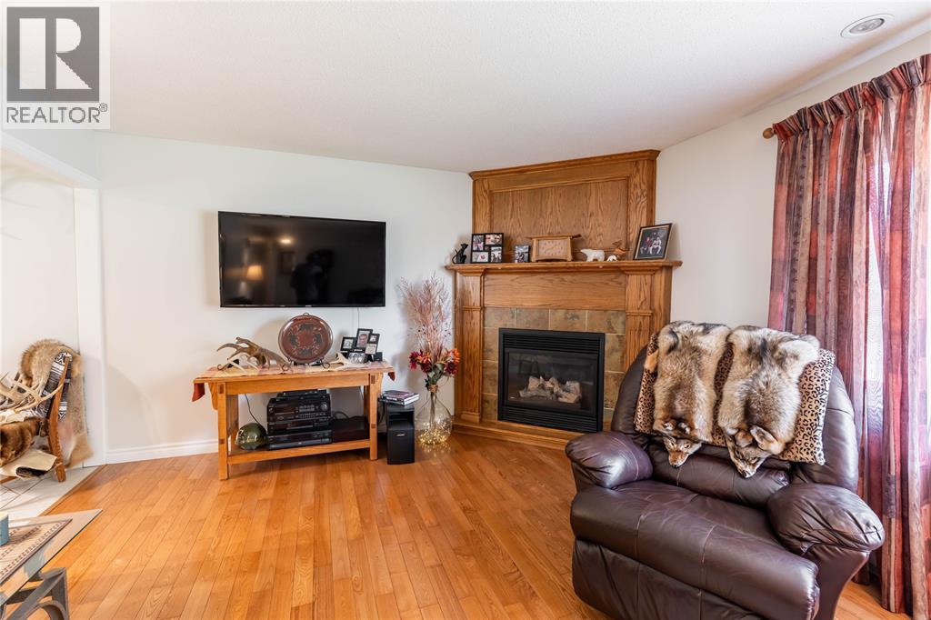 80 Macnab Street, Lambton Shores, Ontario  N0N 1J0 - Photo 6 - 26025308