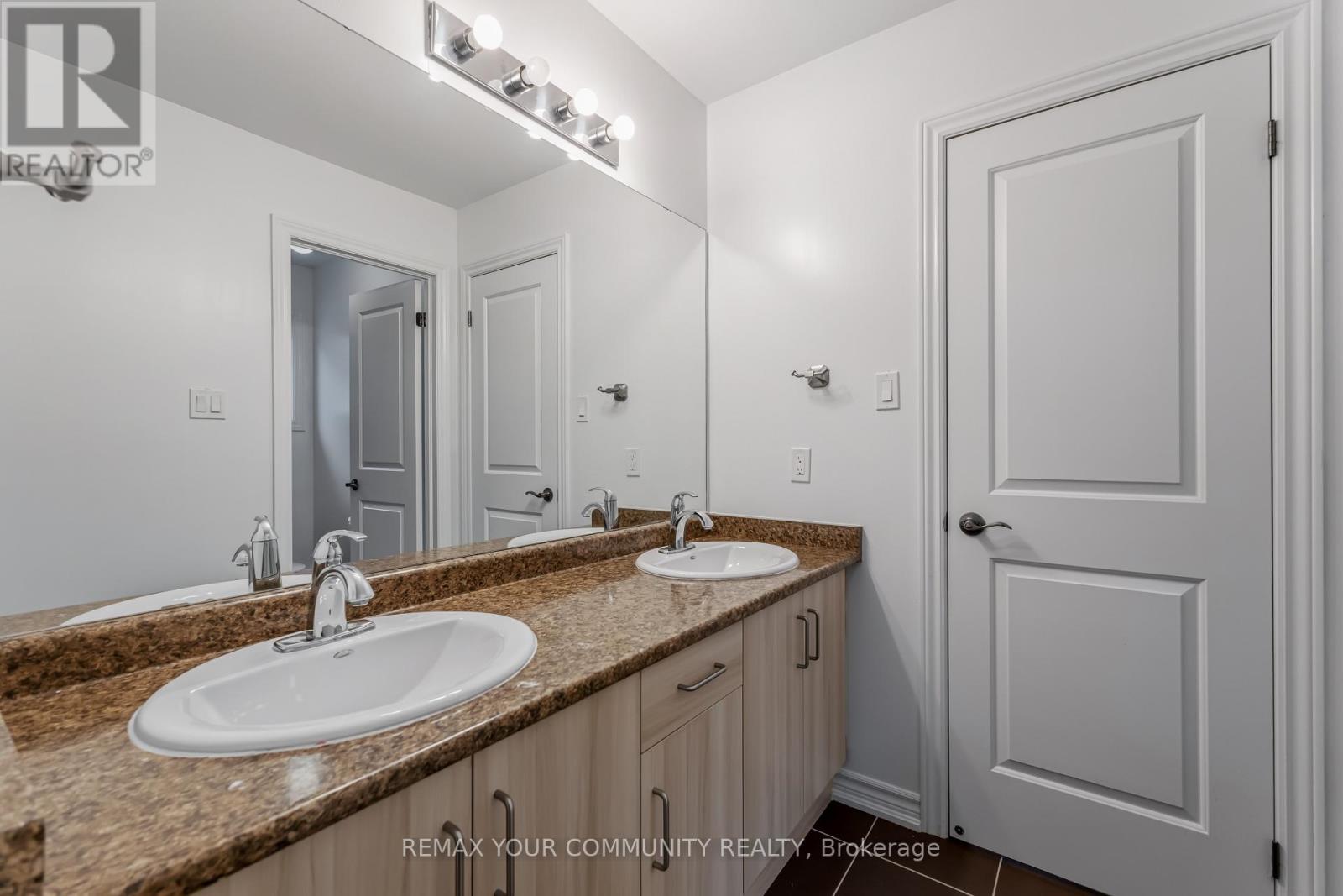 73 Morrison Avenue, New Tecumseth, Ontario  L9R 0H5 - Photo 31 - N14080036