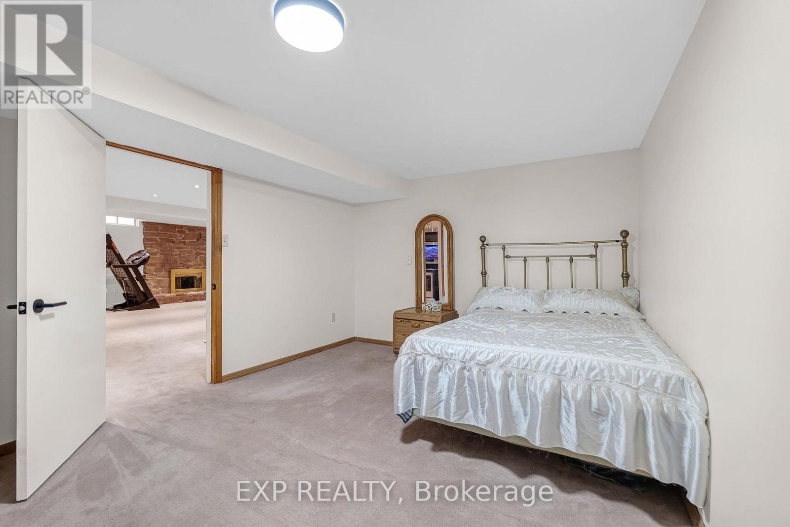 515 London Road, Newmarket, Ontario  L3Y 6E4 - Photo 37 - N14080150