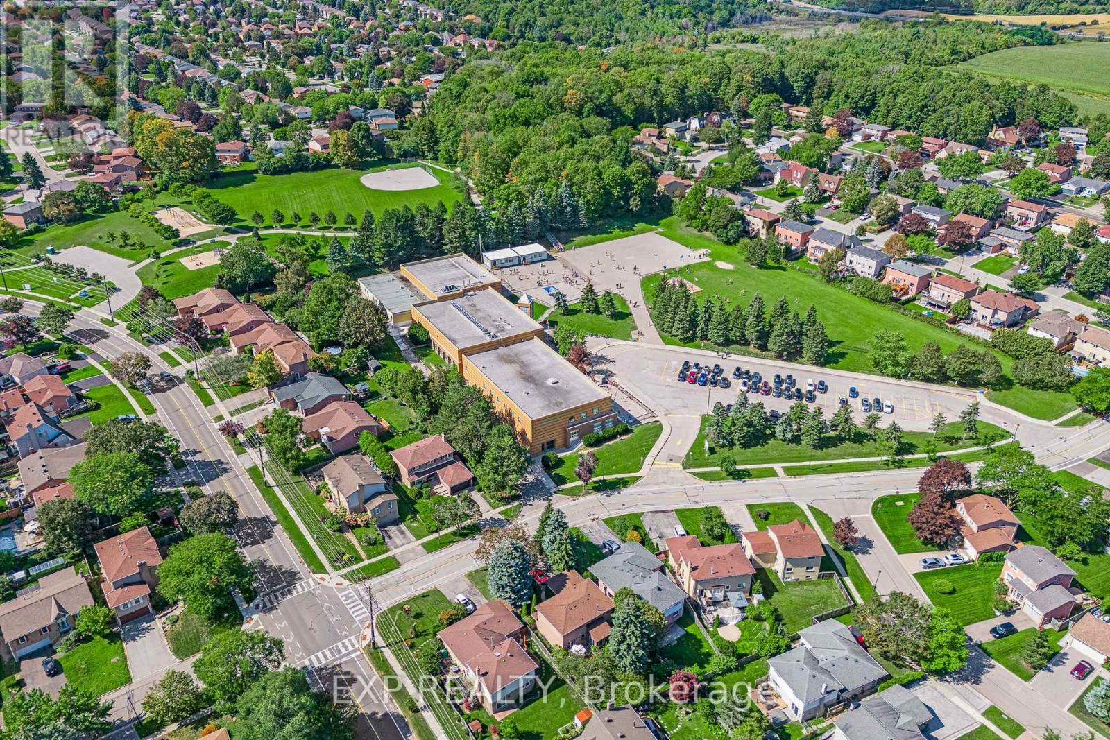 515 London Road, Newmarket, Ontario  L3Y 6E4 - Photo 47 - N14080150