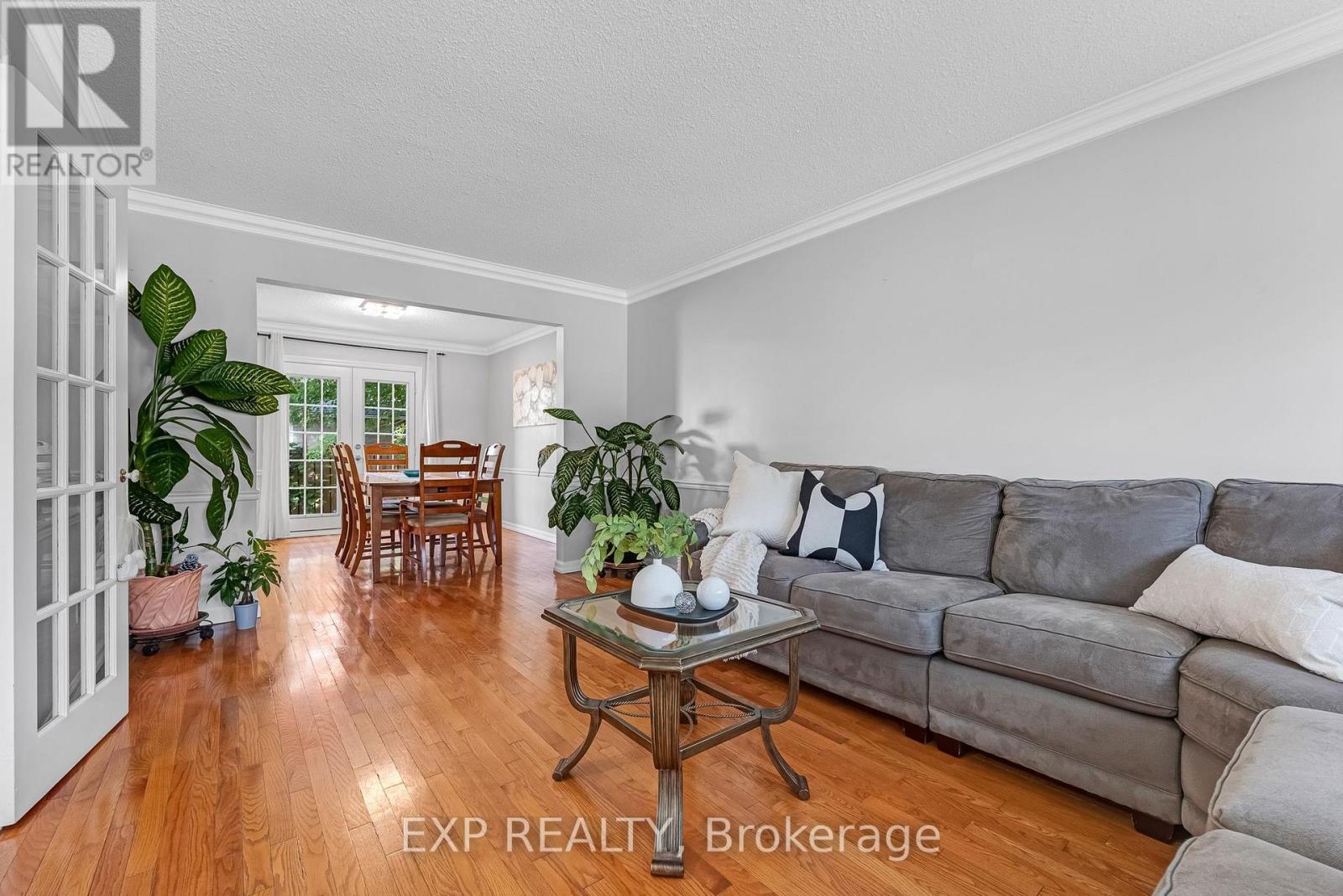 515 London Road, Newmarket, Ontario  L3Y 6E4 - Photo 7 - N14080150