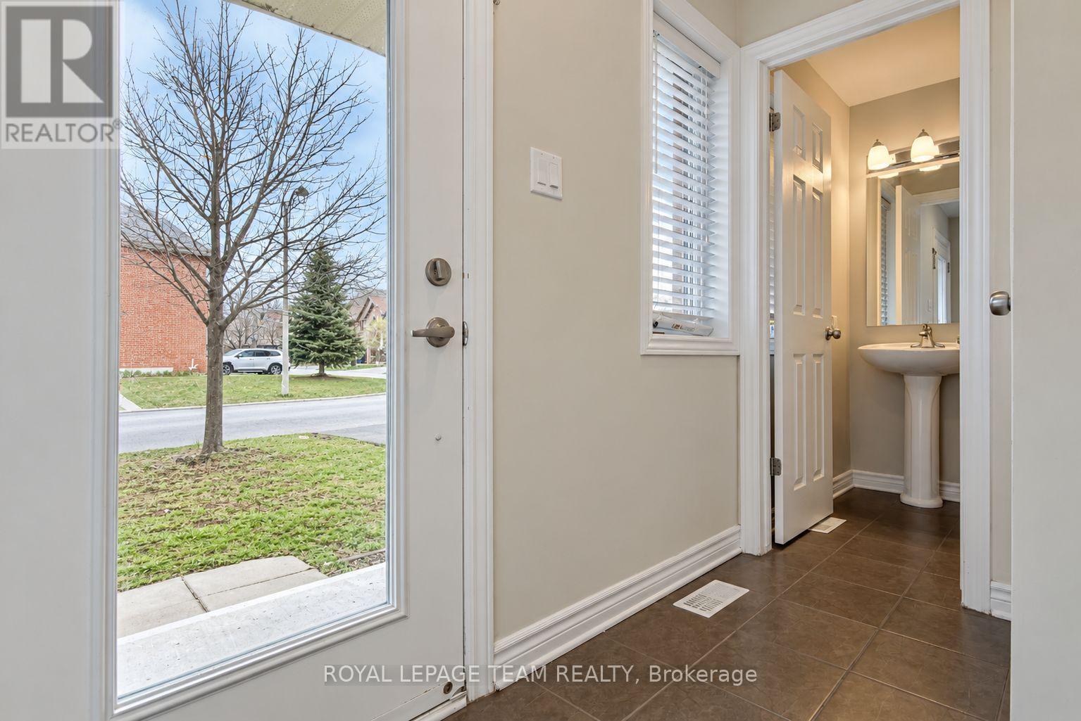 125 Dunforest Terrace, Ottawa, Ontario K2J 3V1 - Photo 2 - X14079994