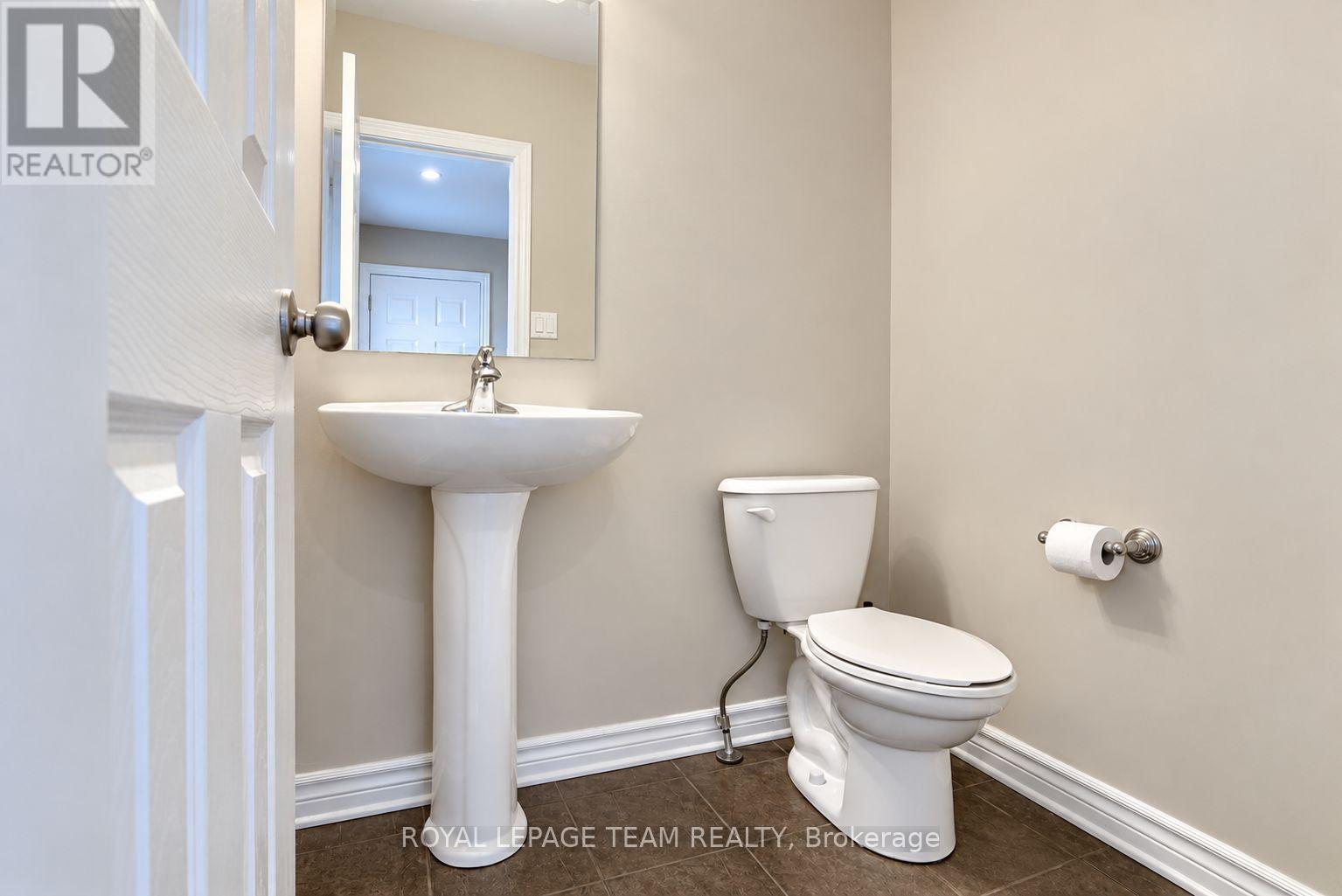 125 Dunforest Terrace, Ottawa, Ontario K2J 3V1 - Photo 3 - X14079994