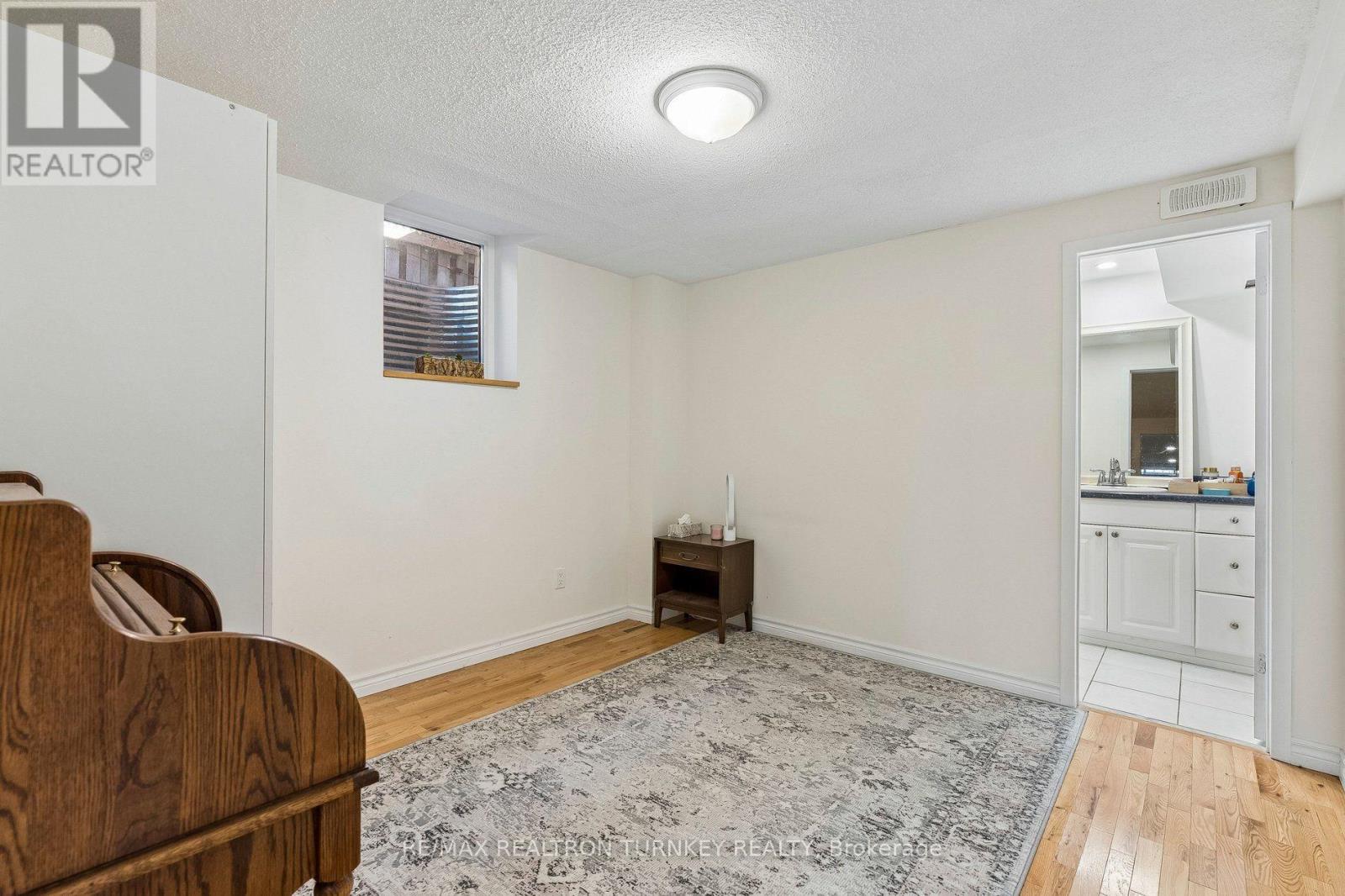 263 Chambers Crescent, Newmarket, Ontario  L3X 1T1 - Photo 45 - N13878402