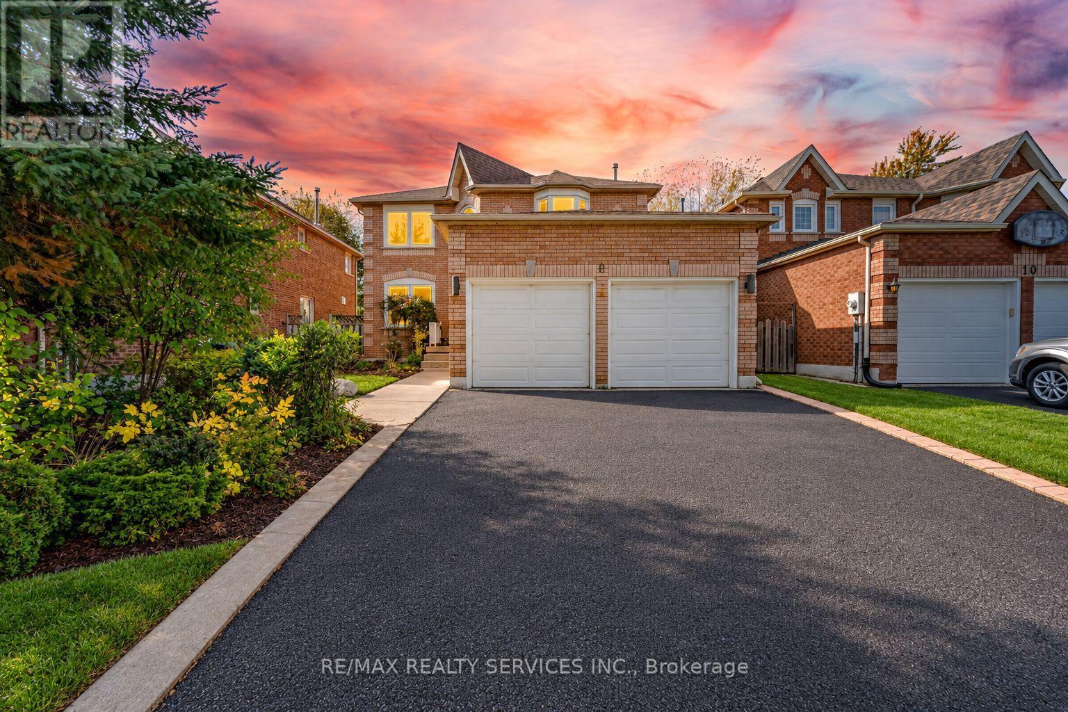 8 Gardenia Way, Caledon, Ontario  L7C 1B2 - Photo 8 - W14080042