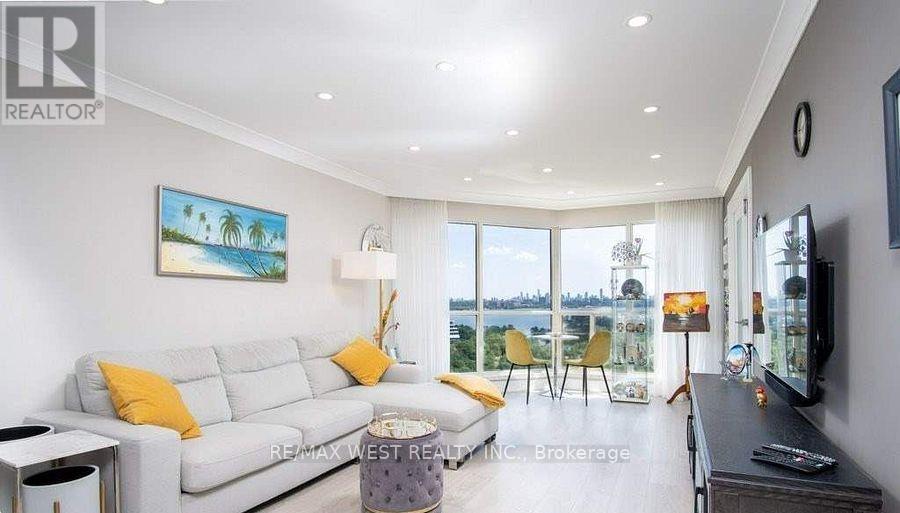 Nph7 - 2261 Lake Shore Boulevard W, Toronto, Ontario  M8V 3X1 - Photo 13 - W14033132