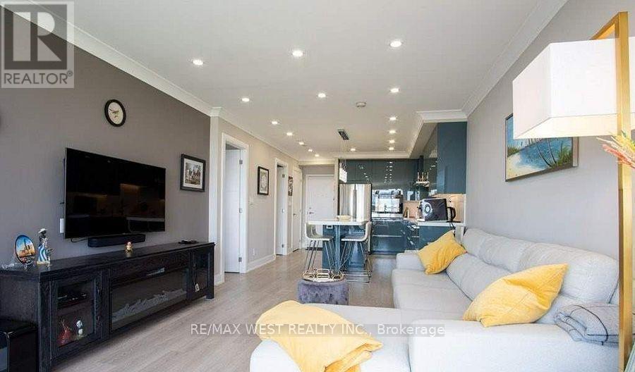 Nph7 - 2261 Lake Shore Boulevard W, Toronto, Ontario  M8V 3X1 - Photo 17 - W14033132