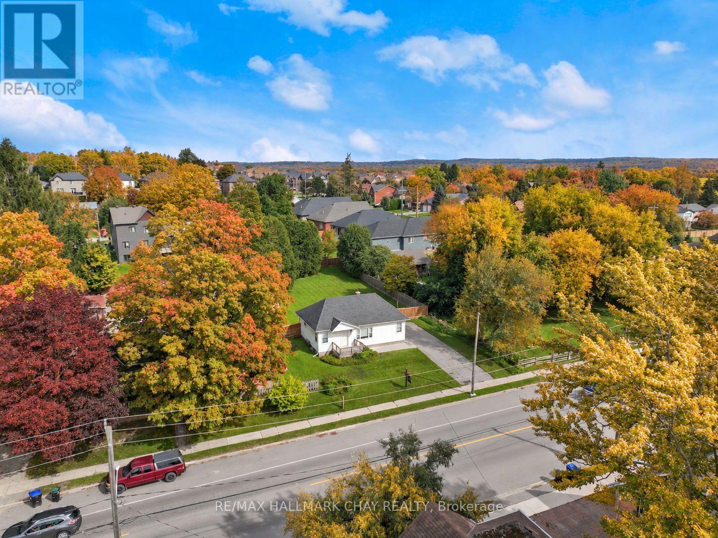 11 King Street S, Innisfil, Ontario  L0L 1L0 - Photo 2 - N13775290