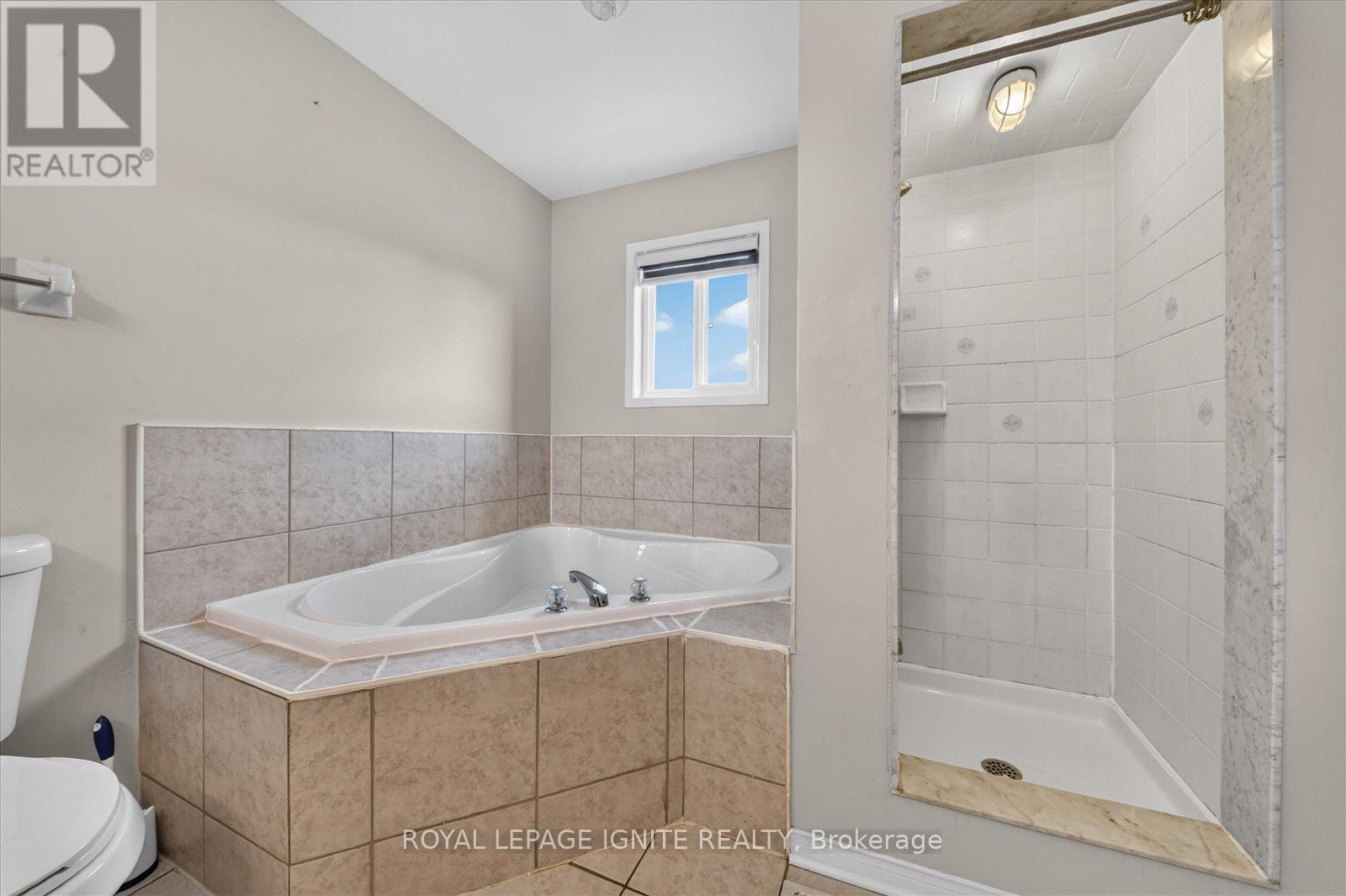 26 Roxton Crescent, Brampton, Ontario  L7A 2E7 - Photo 21 - W13876126