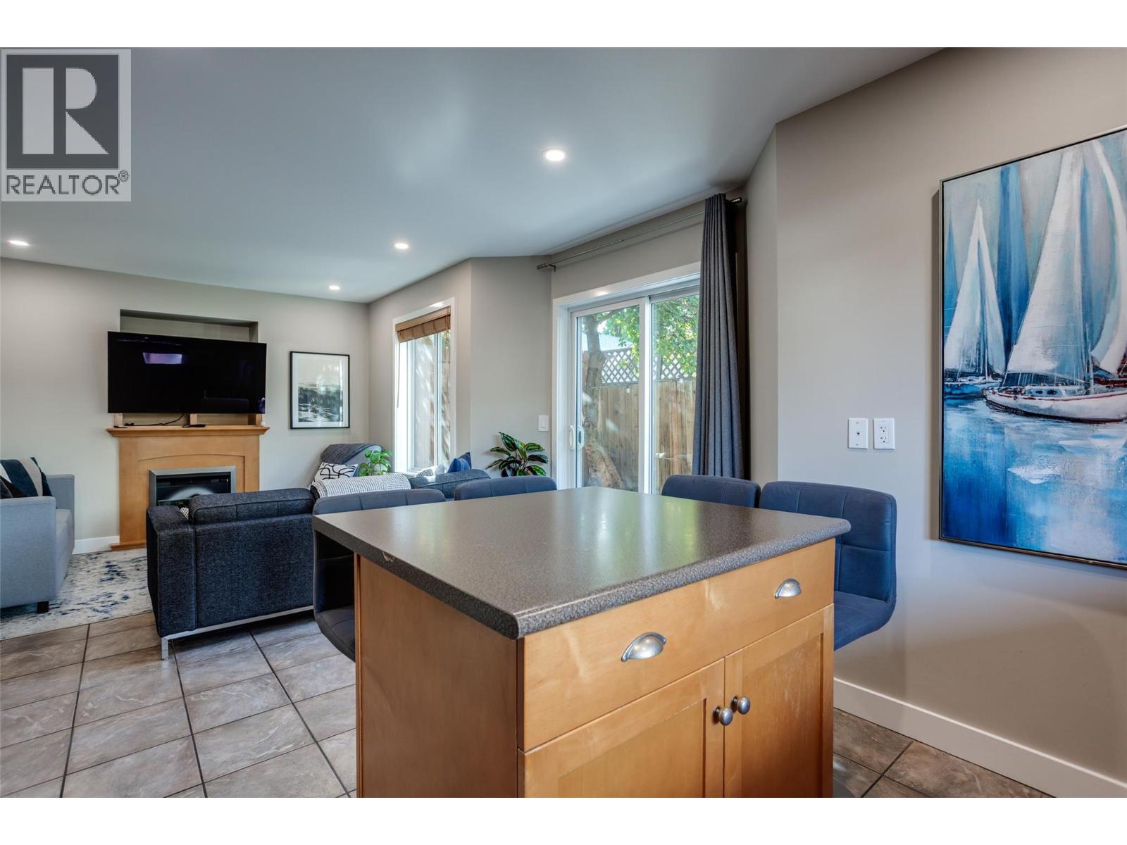 950 & 952 Stockwell Avenue, Kelowna, British Columbia  V1Y 6W2 - Photo 57 - 10403279