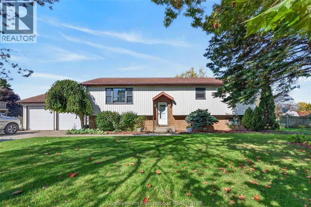 MLS# 26025310: 13471 JANE STREET, Thamesville, Canada