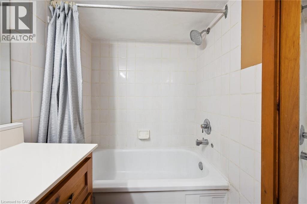 465 Karn Street, Kitchener, Ontario  N2M 2C4 - Photo 27 - 40868779