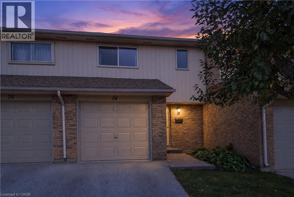1556 Lancaster Drive Unit# 74, Oakville, Ontario  L6H 2Z4 - Photo 5 - 40871049